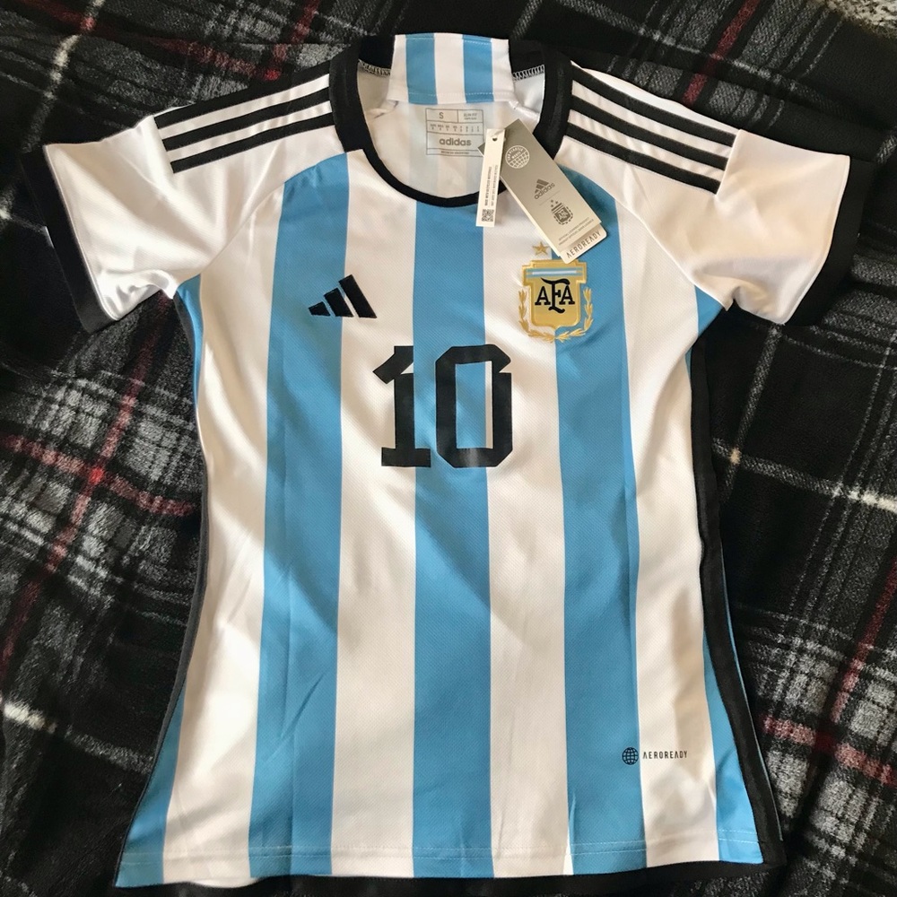 Adidas womens Messi soccer jersey size small
